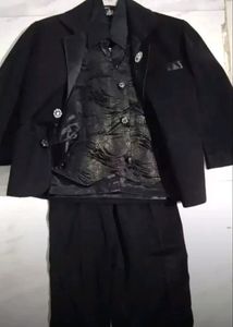 Complete Suit for Kids , Age Around 4-7 Years