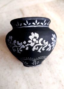 Design Clay Pots