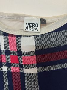 💙❤️ Vero Moda Checkered Crop Top 💙❤️