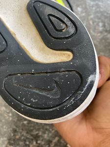 Nike Running Confert Shoes