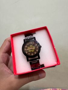 Women New Black Wrist Watch