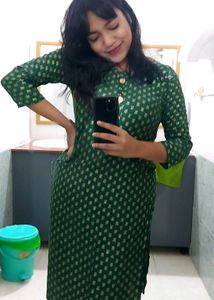 Green Kurti