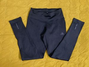 Adidas Black Leggings size Xs waist 26/28
