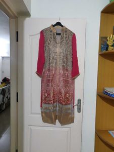 Beautiful Kurti Set Rarely Used