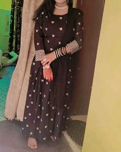 Elegant Black Embroidered Kurta