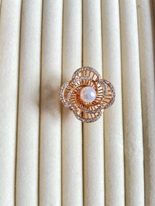Elegant Pearl Ring