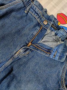 Classy Boyfriend Jeans 👖( Mostly U***)
