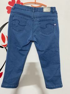 Focus Jeans 3/4th Denim Jean (women)