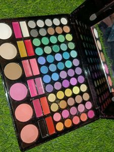 Mac Professional Eyeshadow