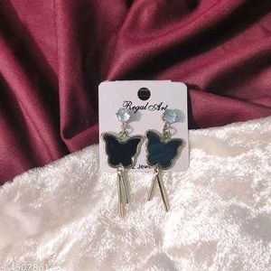 Butterfly Glow Earings 🖤🤍