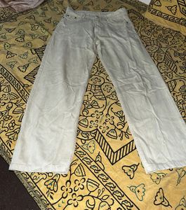 Zara Straight Fit Jeans ❤️