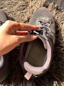 Skechers Shoes In Good Condition