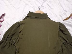 Sap Green Crop Top with collar