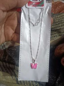 Butterfly Pendant Necklace (it&#39;s fully untouched)