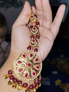 jhumka With Mangtikka
