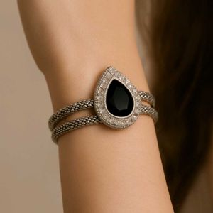 Elegant Teardrop Bangle