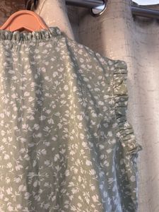 Floral Print Tie Neck Top, Bust-36/38