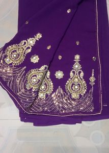 A Beautiful Elegant Chiffon Saree