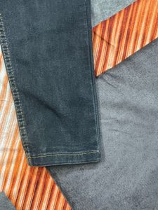 Unique Graphic Print Denim Jeans