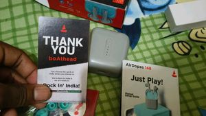 boAt Airbuds 148