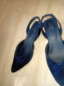 JM Looks pointed toe kitten pumps