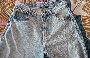 straight fit Denim Jeans