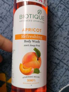 Biotique Apricot  Body Wash
