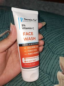 Dr. Dermi Co Face Wash