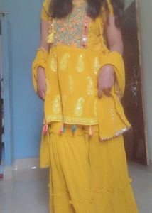 Yellow Sarara Set With Dupatta 💛