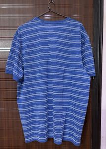Men Tshirt from Peter England