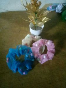 “Trendy Handmade Net Scrunchies – Soft &amp; Stylish 4