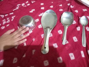 Three Spoon
