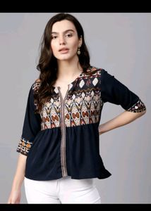 Women&#39;s Navy Blue Top