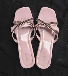 Lavender Cross Strap Sandals💗