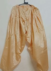 Semi Patyala Suit