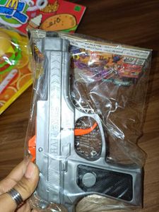 Toy Food &amp; Gun Set in combo