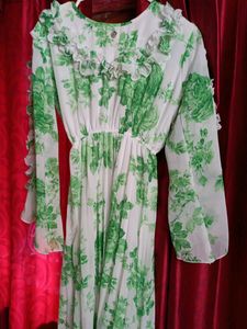 Green floral Print georgette Gown.