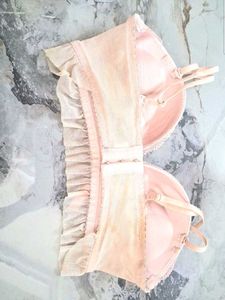 Bra🎀