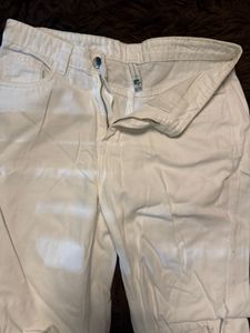 Slash knee White Jeans