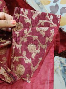 Banarasi Elegant Embroidered Kurta
