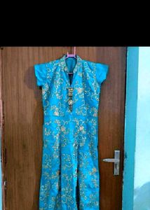 Gown Set