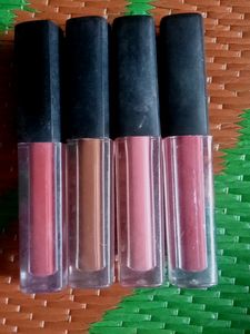 MINI MATTE LIPSTICK