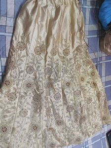 ✨Embroidered Golden Blouse 🆕