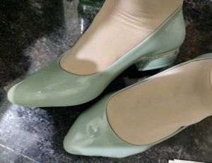 Beautiful Mink Green Bellies- Waterproof 39 Size