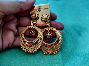 Antique Gold-Tone Jewelry Set