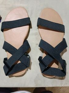 Brand New Women&#39;s Black Flats