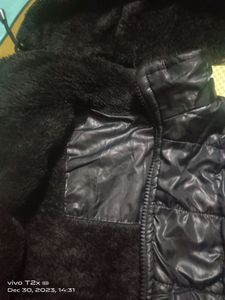 Women Sleeveless Black Jacket 🖤