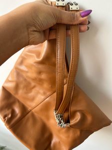 Metro handbag