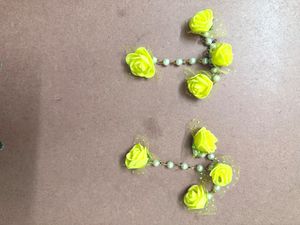 Jewellery Set for Haldi /Mehendi (Earrings , Bracelet , Necklace, Maang Tika)