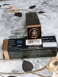 manish malhotra lipstick